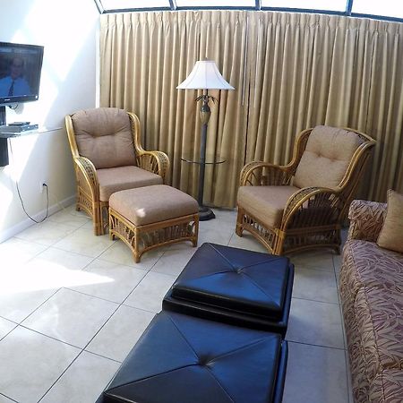 Island Gulf Resort St. Pete Beach Esterno foto