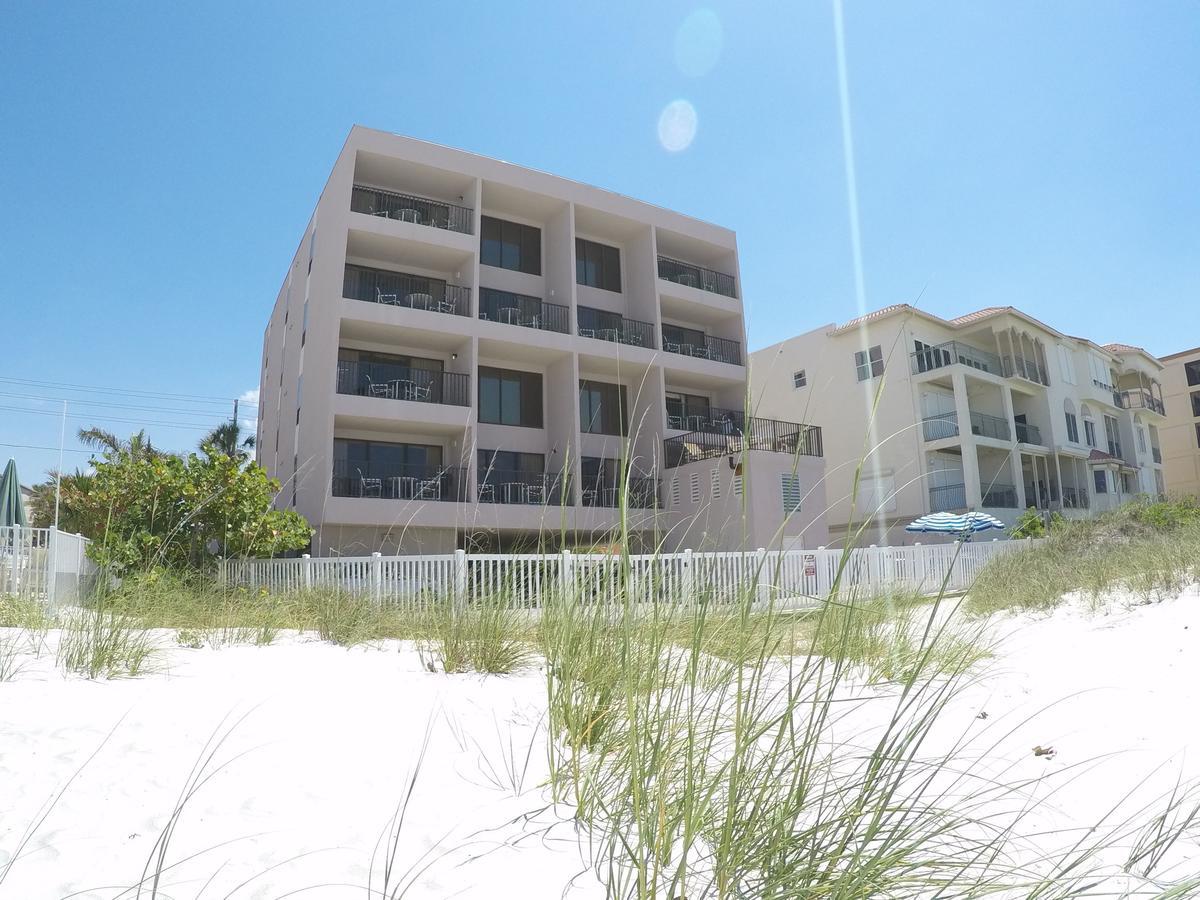 Island Gulf Resort St. Pete Beach Esterno foto